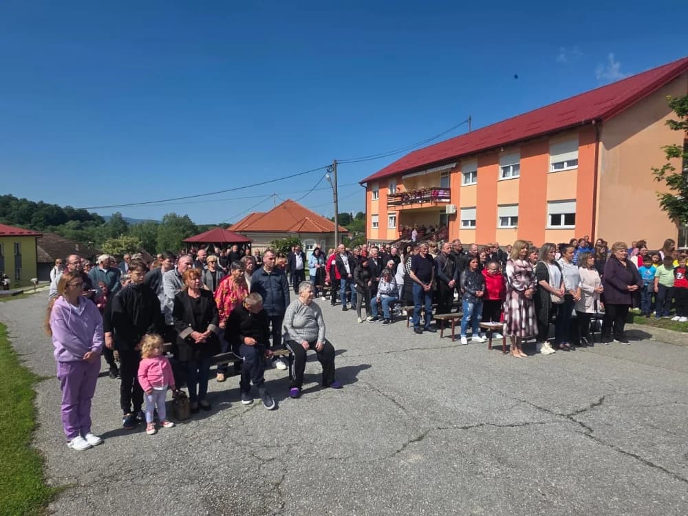 Dirljivi susreti u Domu za starije Ljeskovica koji nikog ne mogu ostaviti ravnodušnima: Danas su ponovno spojene ruke koje su možda predugo bile razdvojene“