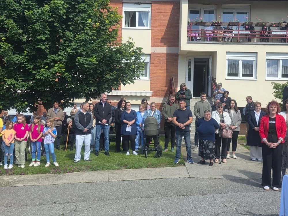 Dirljivi susreti u Domu za starije Ljeskovica koji nikog ne mogu ostaviti ravnodušnima: Danas su ponovno spojene ruke koje su možda predugo bile razdvojene“