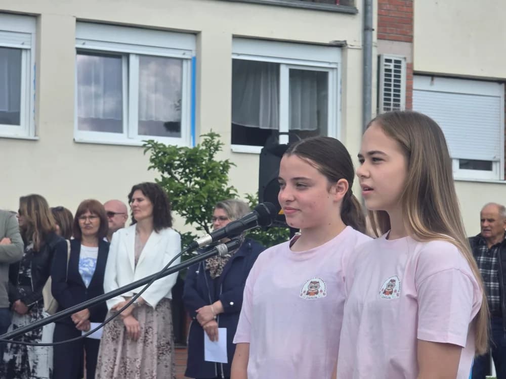 Dirljivi susreti u Domu za starije Ljeskovica koji nikog ne mogu ostaviti ravnodušnima: Danas su ponovno spojene ruke koje su možda predugo bile razdvojene“