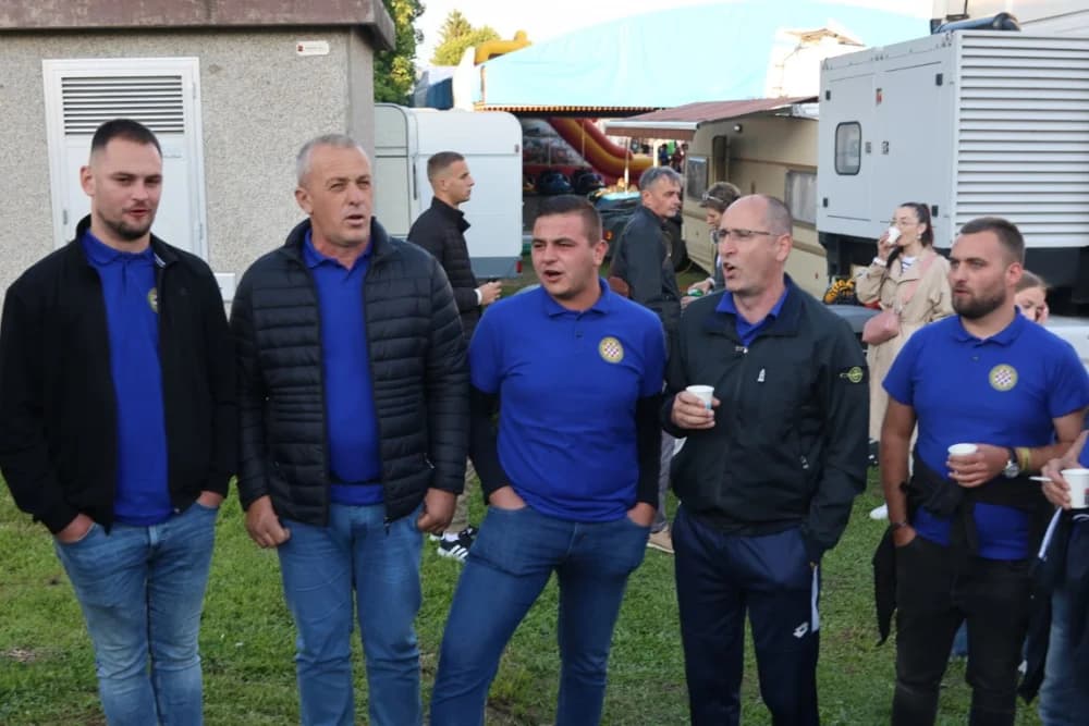 NAJDUŽI STOL 14. GODINU ZA REDOM: Velika je još jedom predstavljena kao ljepota turističke destinacije