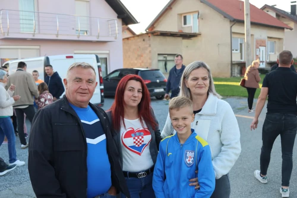 NAJDUŽI STOL 14. GODINU ZA REDOM: Velika je još jedom predstavljena kao ljepota turističke destinacije