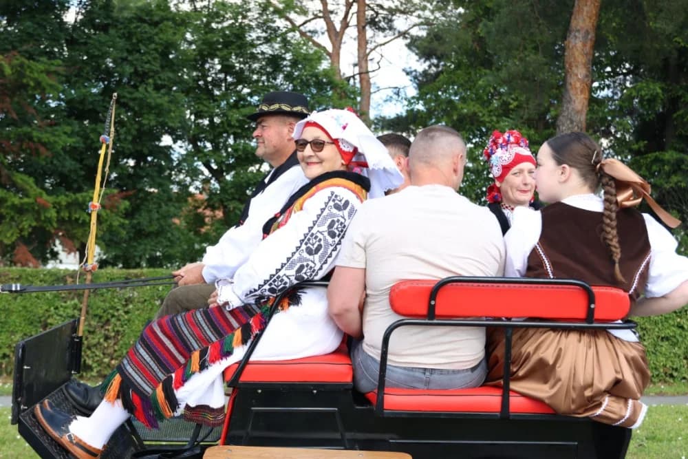 (VELIKA FOTOGALERIJA) Povorka koja je krasila ulice Velike: S ponosom predstavili tradiciju kraja iz kojeg dolaze