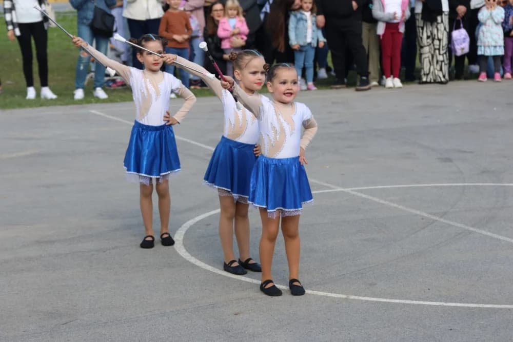 (VELIKA FOTOGALERIJA) Povorka koja je krasila ulice Velike: S ponosom predstavili tradiciju kraja iz kojeg dolaze