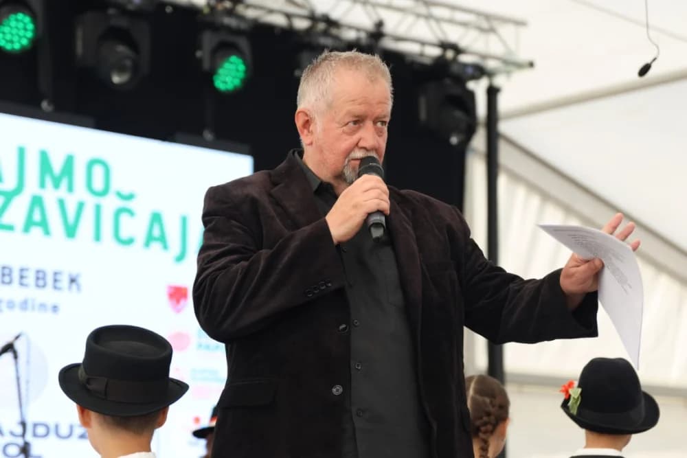 (VELIKA FOTOGALERIJA) Povorka koja je krasila ulice Velike: S ponosom predstavili tradiciju kraja iz kojeg dolaze