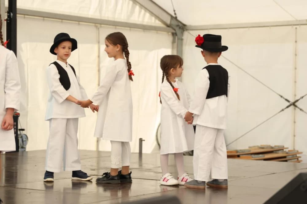 (VELIKA FOTOGALERIJA) Povorka koja je krasila ulice Velike: S ponosom predstavili tradiciju kraja iz kojeg dolaze