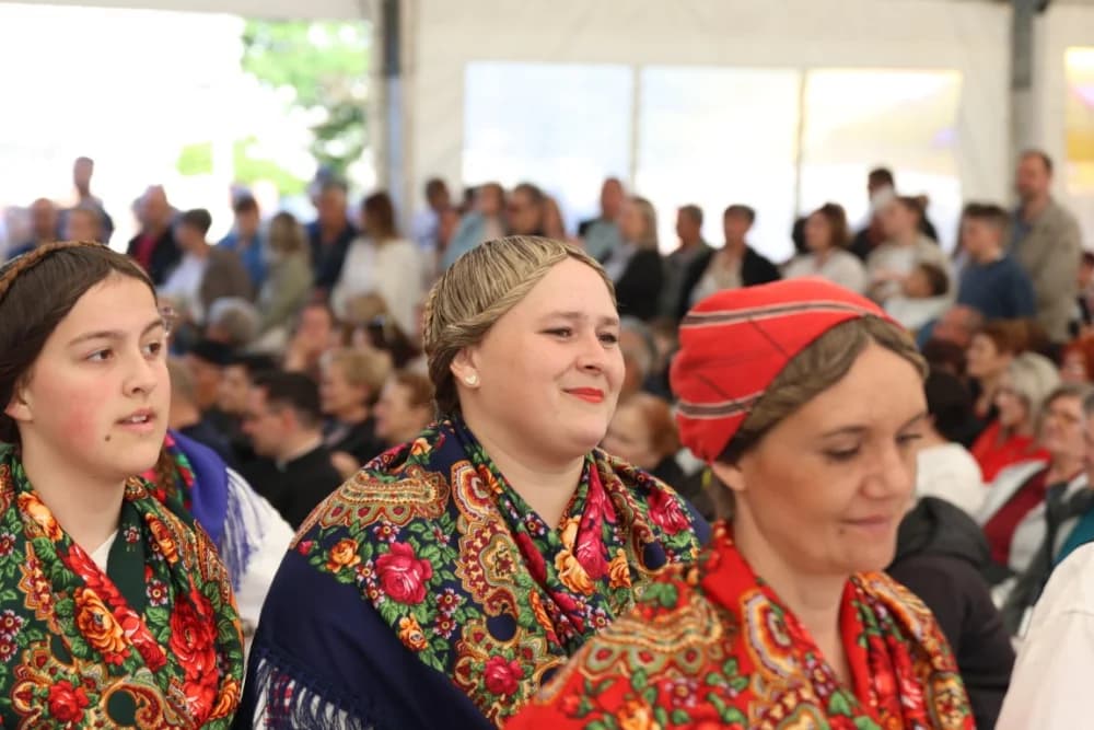 (VELIKA FOTOGALERIJA) Povorka koja je krasila ulice Velike: S ponosom predstavili tradiciju kraja iz kojeg dolaze