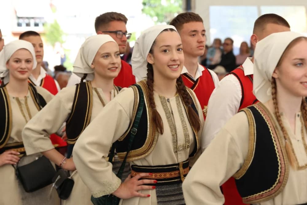 (VELIKA FOTOGALERIJA) Povorka koja je krasila ulice Velike: S ponosom predstavili tradiciju kraja iz kojeg dolaze