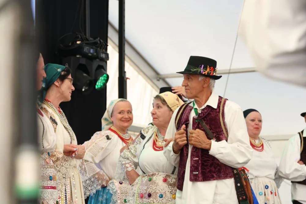 (VELIKA FOTOGALERIJA) Povorka koja je krasila ulice Velike: S ponosom predstavili tradiciju kraja iz kojeg dolaze
