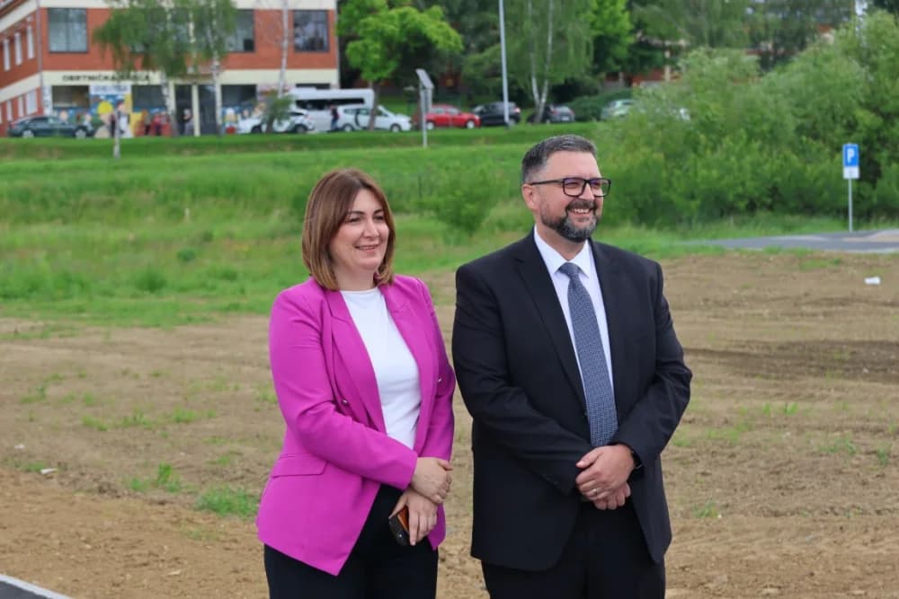 Ministar Glavina posjetio Požegu i obišao aktualne projekte iz područja sporta i turizma