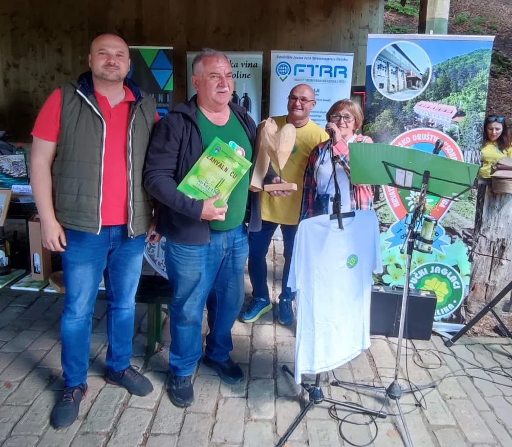 Sovsko jezero okupilo planinare, pjesnike i slikare u nezaboravnom susretu