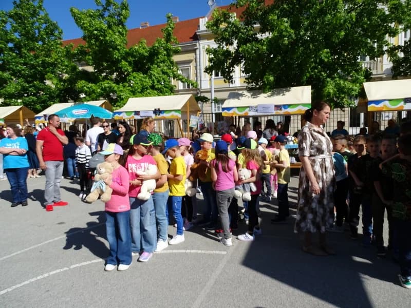 Mladi humanitarci u akciji za Marijine obroke