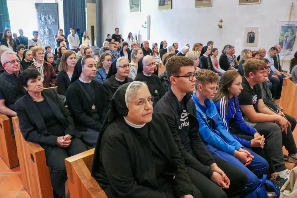Biskupijsko hodočašće zdravstvenih djelatnika Gospi Voćinskoj