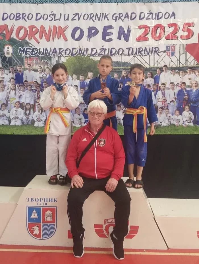 Požeški džudaši u Zvorniku osvojili dva zlata, te po jedno srebro i broncu