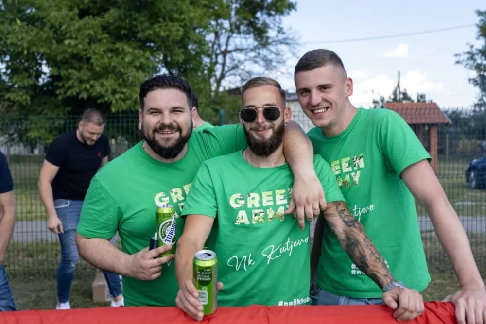 Kutjevačka navijačka skupina Green Army uvijek gdje treba biti….