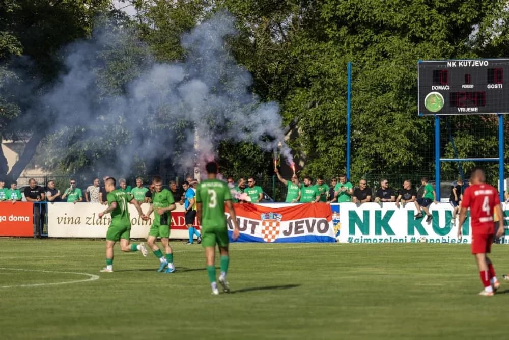 Kutjevačka navijačka skupina Green Army uvijek gdje treba biti….