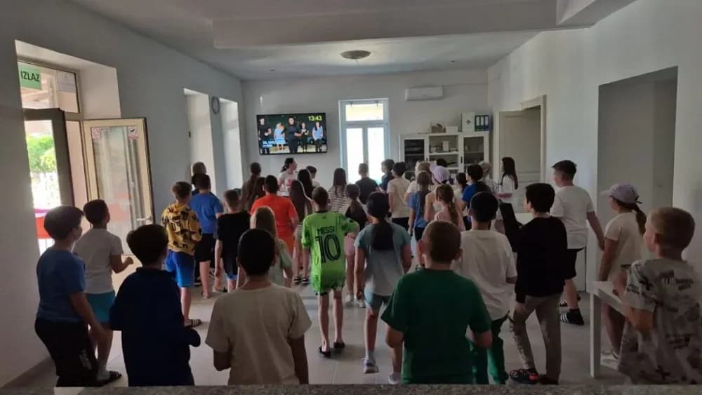 Škola u prirodi za pamćenje: Kempfovci istraživali ljepote Krka
