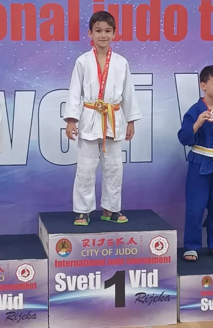Jošua Ćuže i Marta Komušanac donijeli sa Kvarnera zlatne medalje
