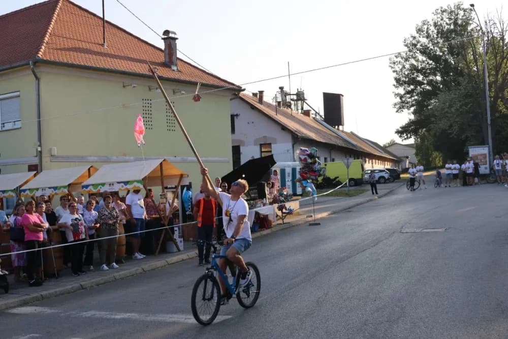 Pobjednik ovogodišnje Vinske alke Mihovil Štivić, a Vinskog maratona Danijel Gomerčić