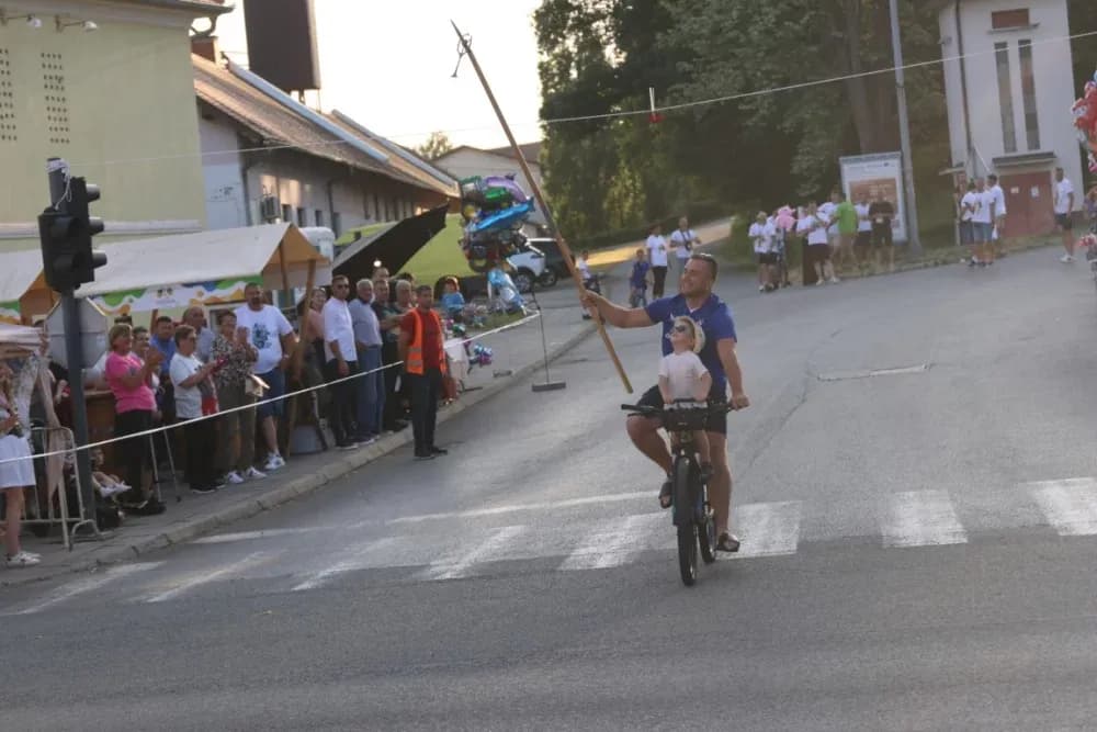 Pobjednik ovogodišnje Vinske alke Mihovil Štivić, a Vinskog maratona Danijel Gomerčić