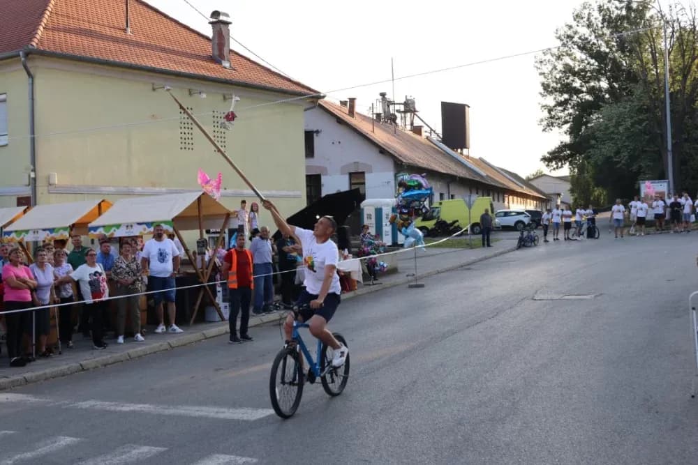 Pobjednik ovogodišnje Vinske alke Mihovil Štivić, a Vinskog maratona Danijel Gomerčić