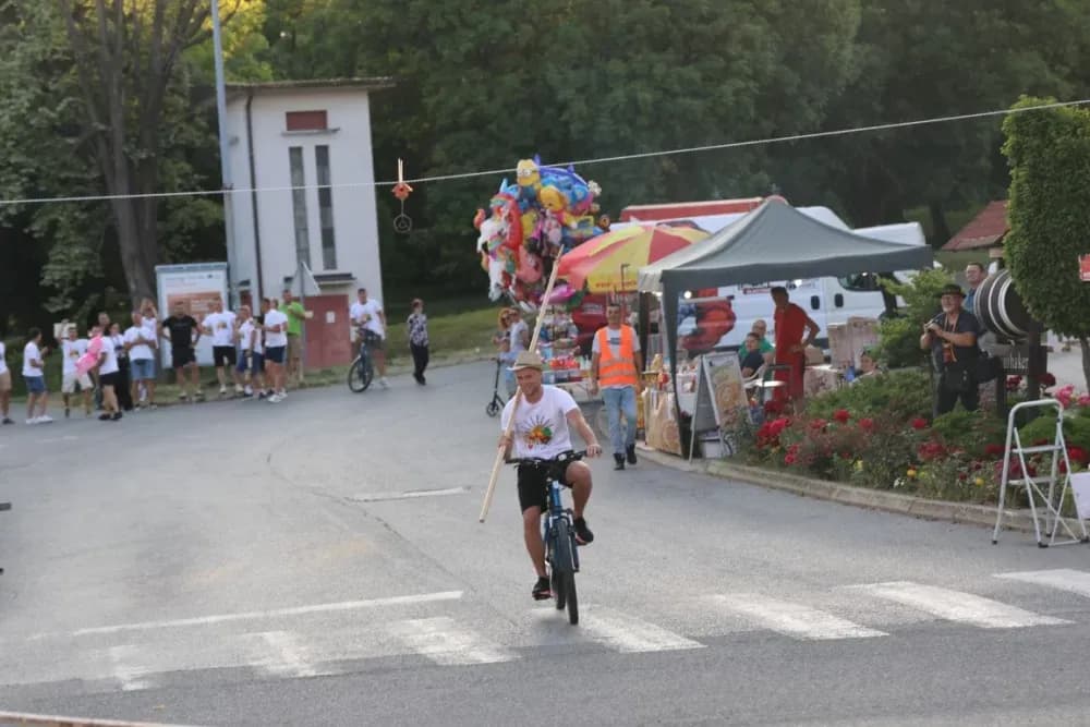 Pobjednik ovogodišnje Vinske alke Mihovil Štivić, a Vinskog maratona Danijel Gomerčić