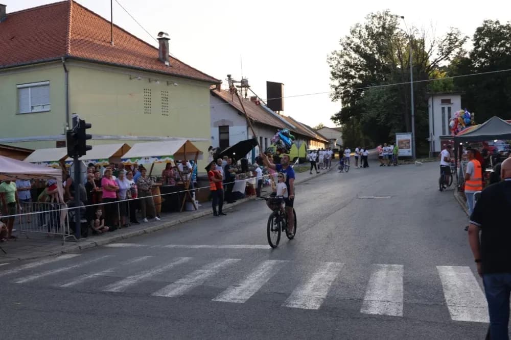 Pobjednik ovogodišnje Vinske alke Mihovil Štivić, a Vinskog maratona Danijel Gomerčić