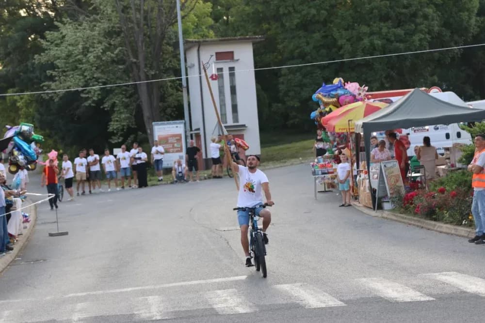 Pobjednik ovogodišnje Vinske alke Mihovil Štivić, a Vinskog maratona Danijel Gomerčić