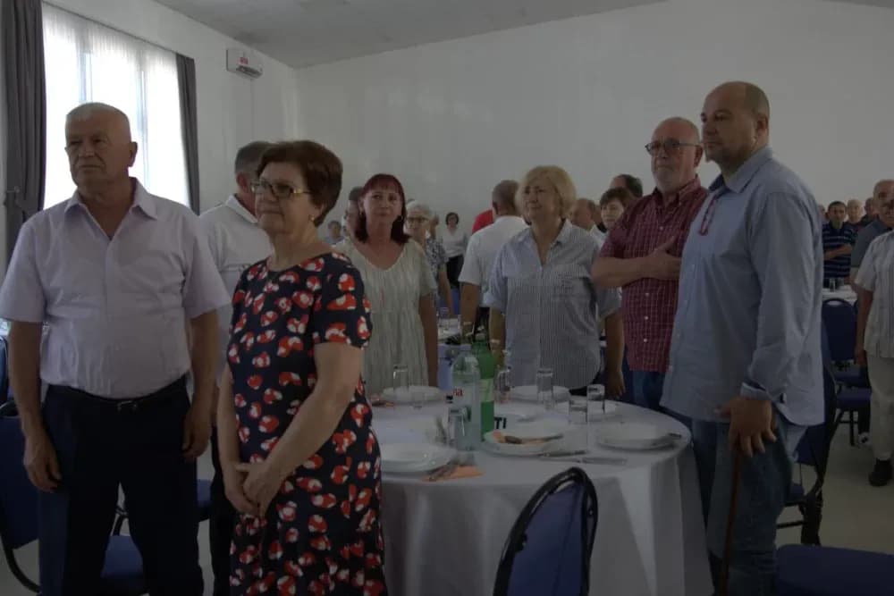 Pjevačka skupina veličkih umirovljenika Ledena berba proslavila 20 godina rada