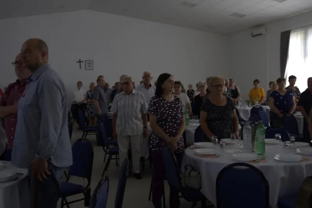 Pjevačka skupina veličkih umirovljenika Ledena berba proslavila 20 godina rada