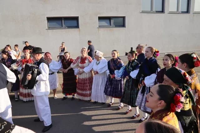 Brestovačka smotra folklora po 15. puta – nastupilo pet skupina iz naše zemlje