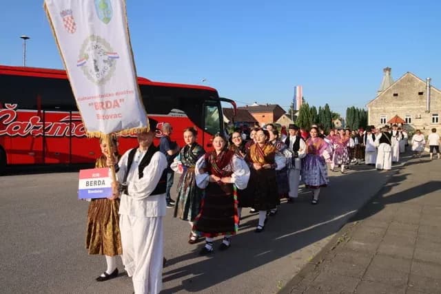 Brestovačka smotra folklora po 15. puta – nastupilo pet skupina iz naše zemlje
