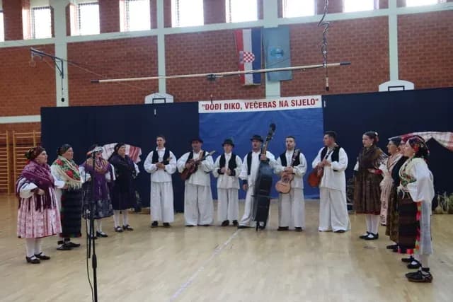 Brestovačka smotra folklora po 15. puta – nastupilo pet skupina iz naše zemlje