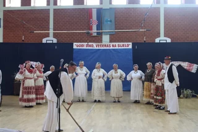 Brestovačka smotra folklora po 15. puta – nastupilo pet skupina iz naše zemlje