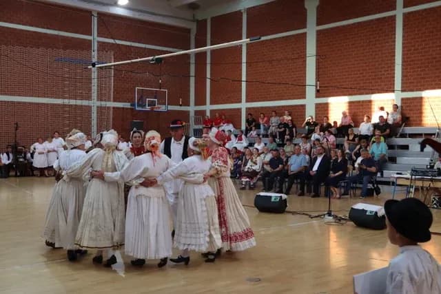 Brestovačka smotra folklora po 15. puta – nastupilo pet skupina iz naše zemlje