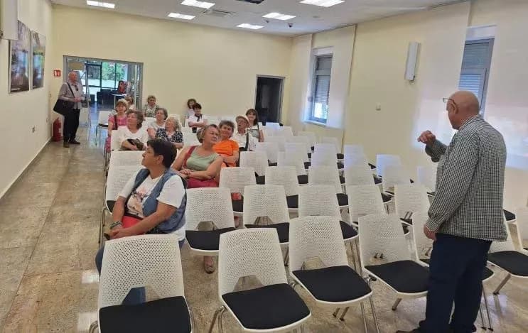 ŽUPANIJSKA UDRUGA „MATKO PEIĆ“: U Pleternici i Požegi ugostili svoje prijatelje iz Surčina