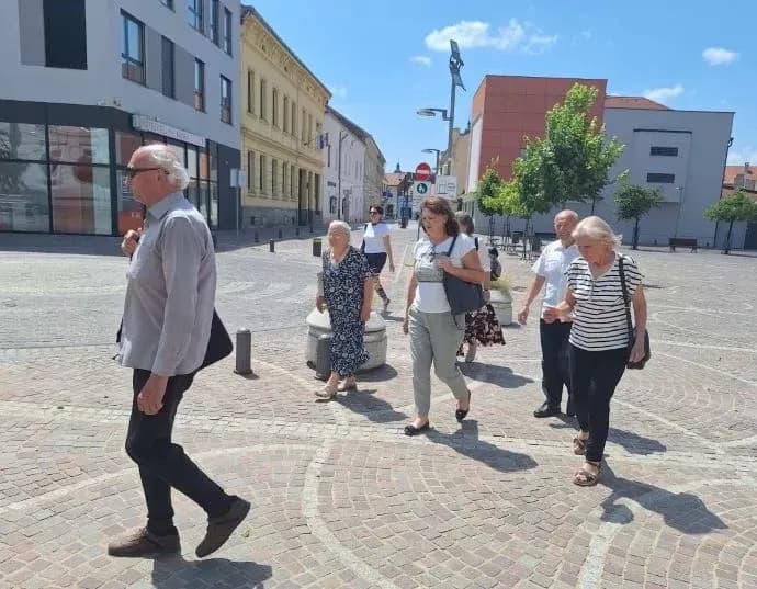 ŽUPANIJSKA UDRUGA „MATKO PEIĆ“: U Pleternici i Požegi ugostili svoje prijatelje iz Surčina