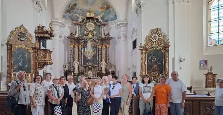 ŽUPANIJSKA UDRUGA „MATKO PEIĆ“: U Pleternici i Požegi ugostili svoje prijatelje iz Surčina