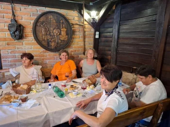 ŽUPANIJSKA UDRUGA „MATKO PEIĆ“: U Pleternici i Požegi ugostili svoje prijatelje iz Surčina
