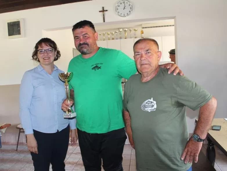 RIBIČKI KUP GRADA PLETERNICE: Ekipni pobjednik Športsko-ribolovna udruga „Šaran“ iz Stare Gradiške