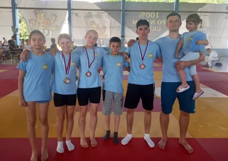 ČAGLINSKI JUDO KLUB “SLAVONAC“: Na međunarodnom judo turniru u Doboju osvojili šest medalja