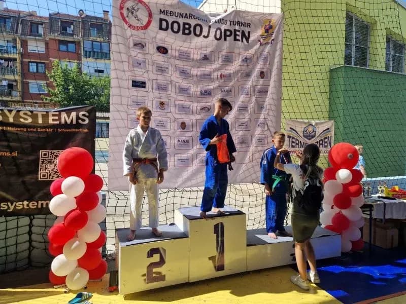 ČAGLINSKI JUDO KLUB “SLAVONAC“: Na međunarodnom judo turniru u Doboju osvojili šest medalja