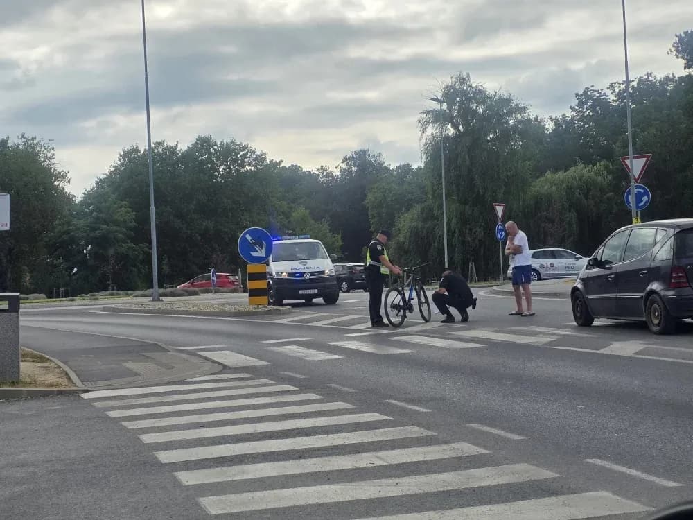 Na pješačkom prijelazu autom udario u biciklisticu; ona zaradila optužni prijedlog