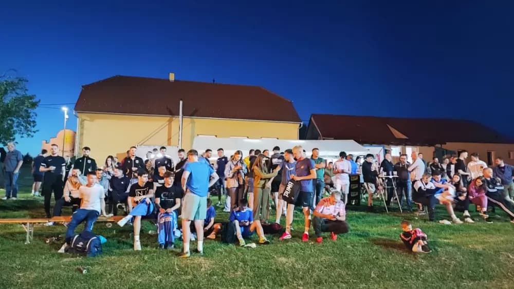 Noćni malonogometni turnir u Zagrađu
