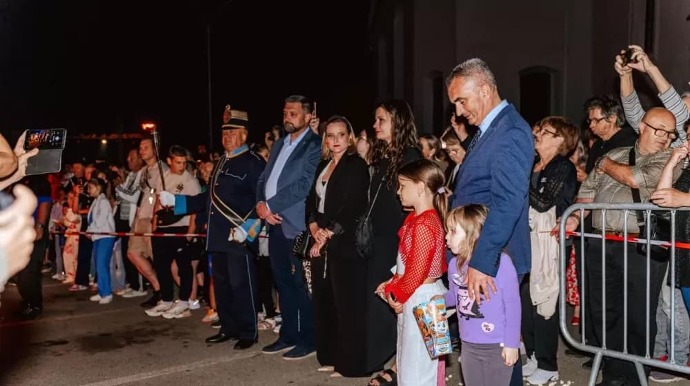 Ulazak u ljeto tijekom magične noći uz paljenje Ivanjskog krijesa