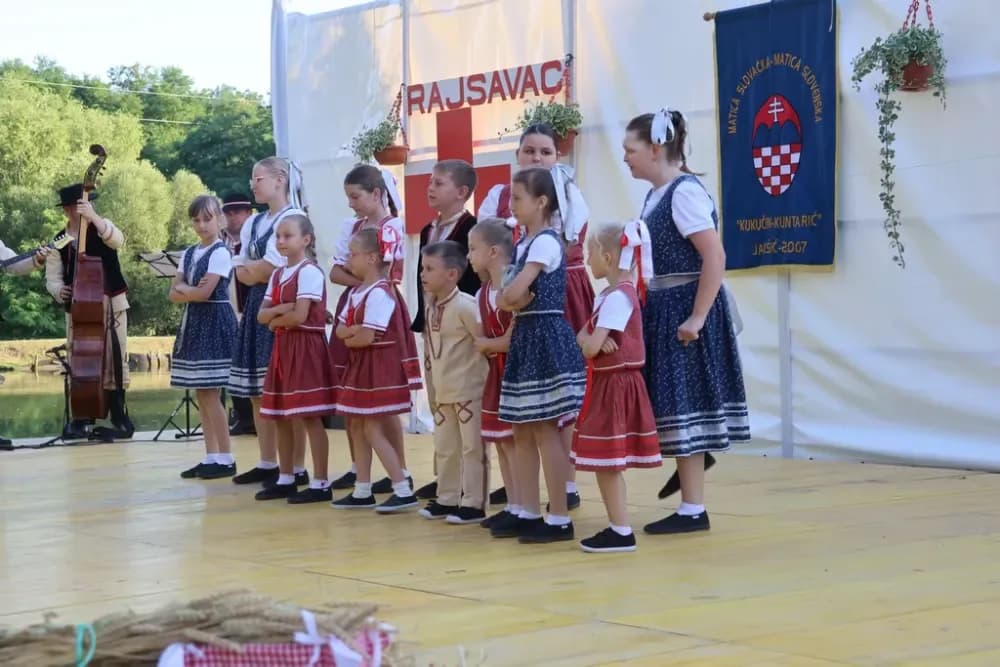 Običaji Slovaka sa dodatkom onih iz slavonskog kraja, te Čeha i Mađara