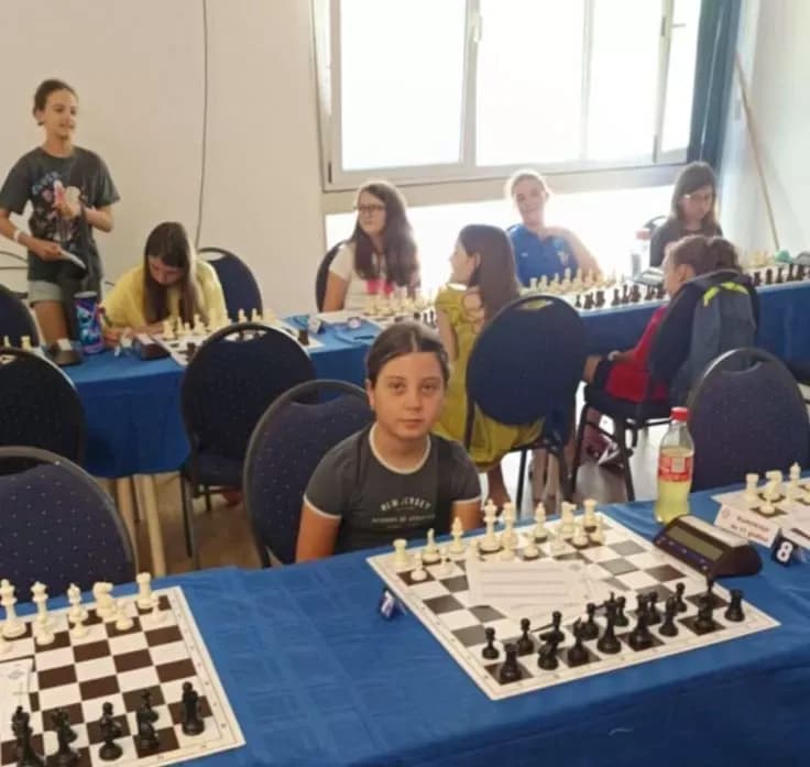USPJEŠAN NASTUP MLADIH POŽEŠKIH ŠAHISTA: Mate Kovačević osvojio drugo, a Hana Knezović treće mjesto na državnom kadetskom prvenstvu