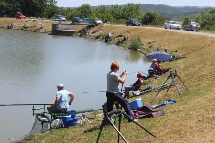 RIBIČKI KUP „VALLIS AUREA“ Ekipni pobjednik Ribolovna športska udruga „Udica“ iz Donjeg Miholjca