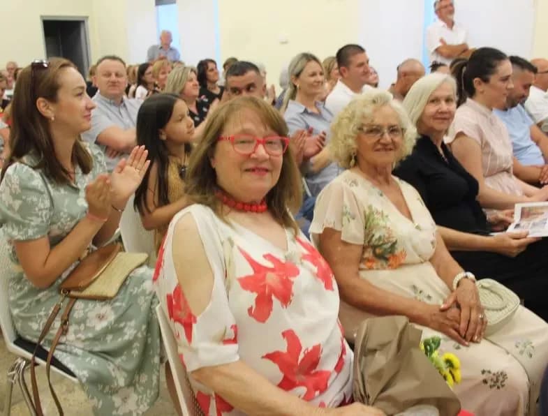 ŽENE SUDIONICE DOMOVINSKOG RATA: U Pleternici otvorena izložba slika braniteljica dragovoljki 123. brigade Hrvatske vojske