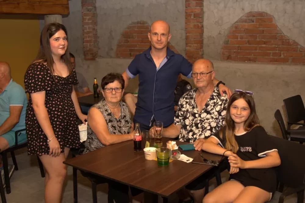 Nova požeška tržnica dobila kafić po menu Apollo