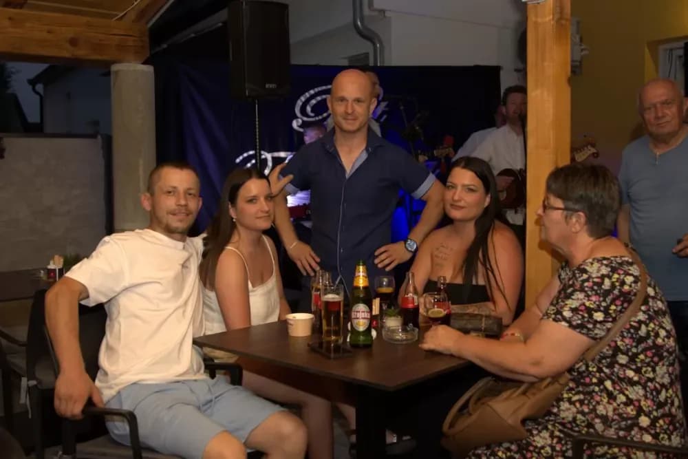 Nova požeška tržnica dobila kafić po menu Apollo
